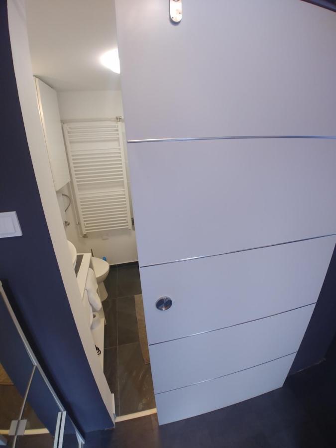 Modern Flat In City Center بودابست المظهر الخارجي الصورة