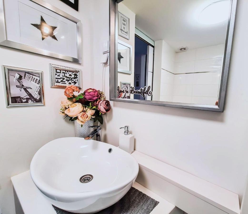 Modern Flat In City Center بودابست المظهر الخارجي الصورة